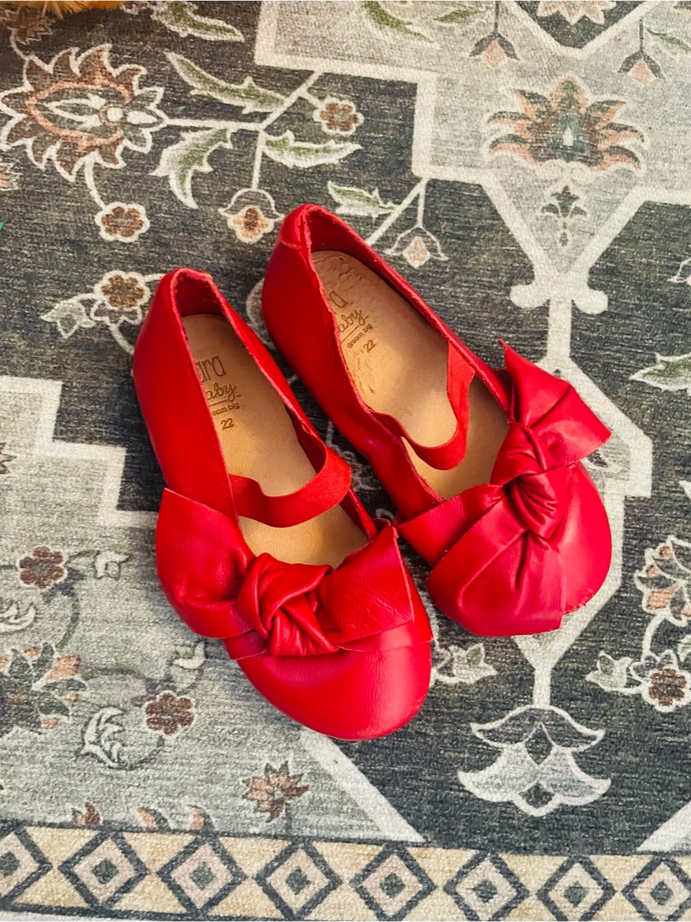 Zara Red Girls Bow Ballet genuine leather Flats size 22 US size 6